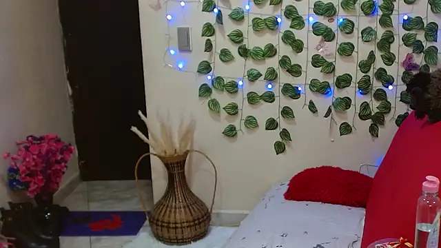 Snapshot of Latin_Mature975 chatting on February 2025 07:38:01 AM Latin Mature975 online show from February 2025 07:38:01 AM