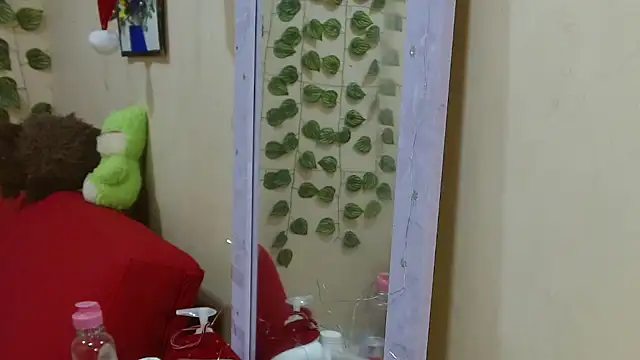 Snapshot of Latin_Mature975 chatting on February 2025 07:23:01 AM Latin Mature975 online show from February 2025 07:23:01 AM