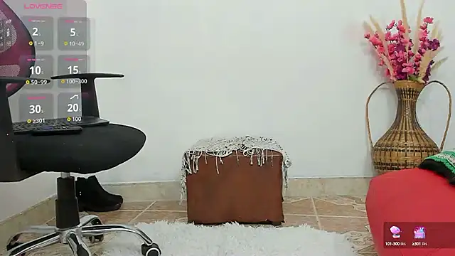 Snapshot of Latin_Mature975 chatting on September 2025 08:05:02 AM Latin Mature975 online show from September 2025 08:05:02 AM