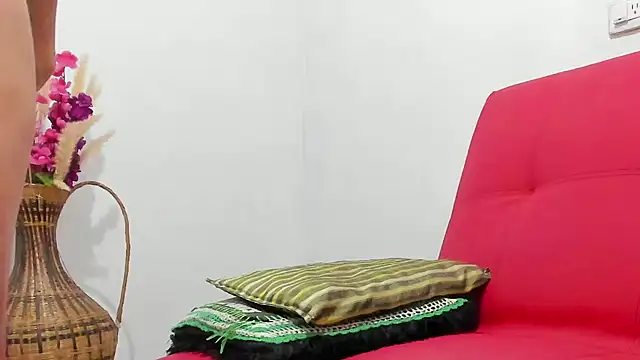 Snapshot of Latin_Mature975 chatting on October 2025 08:12:01 AM Latin Mature975 online show from October 2025 08:12:01 AM