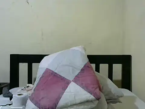 Snapshot of wetberrry chatting on December 2024 04:26:01 PM wetberrry online show from December 2024 04:26:01 PM