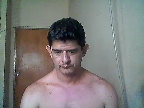 Marobronco online show from December 2025 04:01:02 PM