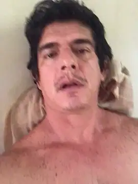 Snapshot of Marobronco chatting on June 2026 01:17:02 PM Marobronco online show from June 2026 01:17:02 PM