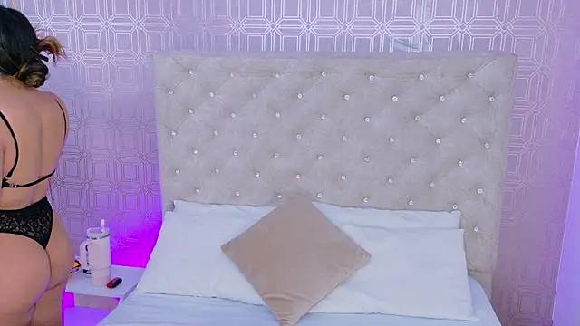 Sara Desire online show from September 2025 11:43:01 AM