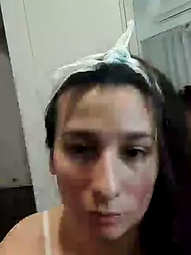 Snapshot of Bigyummmzul chatting on December 2024 11:33:02 PM Bigyummmzul online show from December 2024 11:33:02 PM