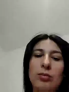 Snapshot of Bigyummmzul chatting on December 2024 01:51:01 AM Bigyummmzul online show from December 2024 01:51:01 AM