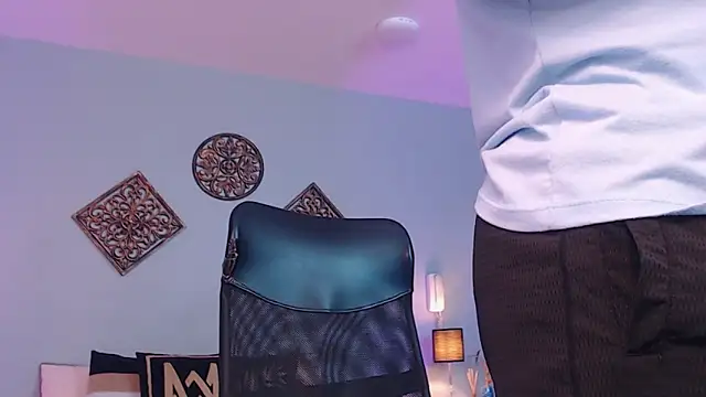 JeremyLowe online show from January 2025 01:11:01 PM