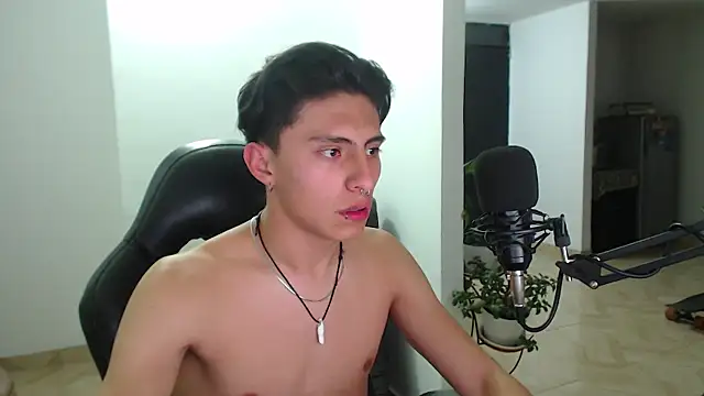 Snapshot of jay_dimarco2 chatting on September 2025 03:28:01 AM jay dimarco2 online show from September 2025 03:28:01 AM