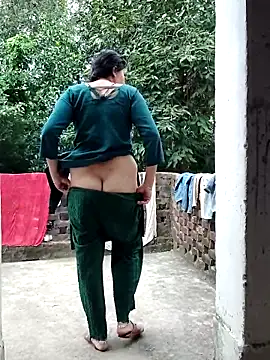 Hot-rubina online show from September 2025 02:33:01 AM