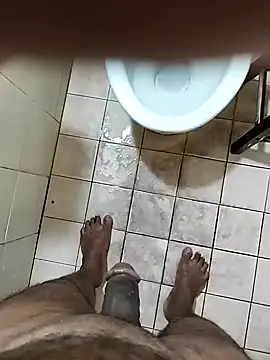 Snapshot of cenyon124 chatting on February 2025 03:52:01 PM cenyon124 online show from February 2025 03:52:01 PM