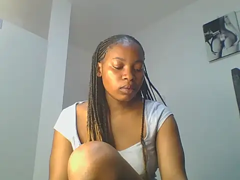 Snapshot of _Becky002 chatting on December 2025 07:49:01 AM Becky002 online show from December 2025 07:49:01 AM