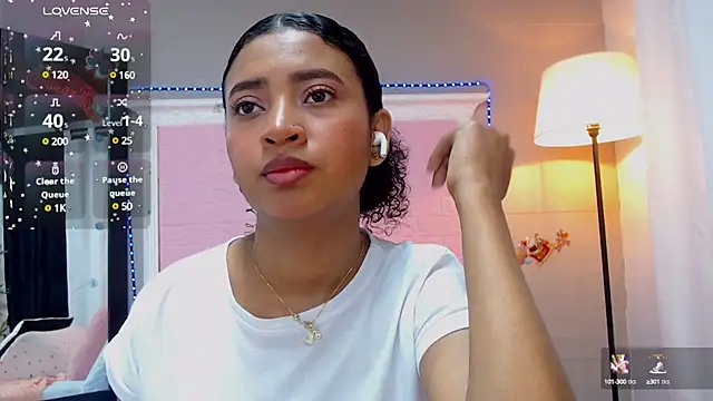 Snapshot of JessyZoe chatting on January 2025 11:07:01 AM JessyZoe online show from January 2025 11:07:01 AM