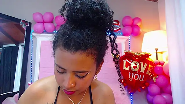 Snapshot of JessyZoe chatting on February 2025 10:15:02 PM JessyZoe online show from February 2025 10:15:02 PM