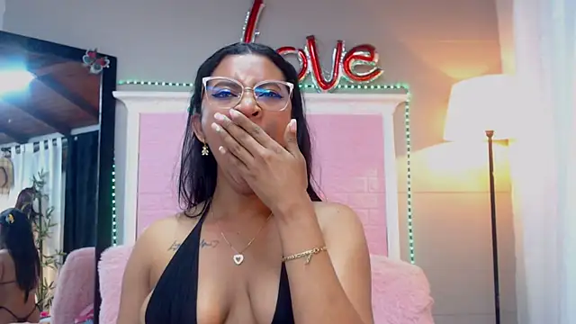 Snapshot of JessyZoe chatting on March 2025 05:35:02 PM JessyZoe online show from March 2025 05:35:02 PM