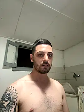 iltoscano95 online show from September 2025 09:03:02 PM