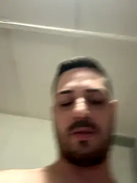 iltoscano95 online show from October 2025 06:40:02 PM