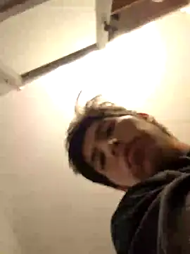 Snapshot of Jonathan100pre chatting on November 2025 03:11:01 PM Jonathan100pre online show from November 2025 03:11:01 PM