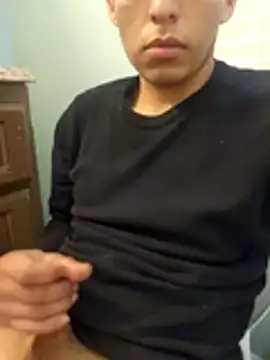 Snapshot of Jonathan100pre chatting on December 2025 07:30:02 PM Jonathan100pre online show from December 2025 07:30:02 PM