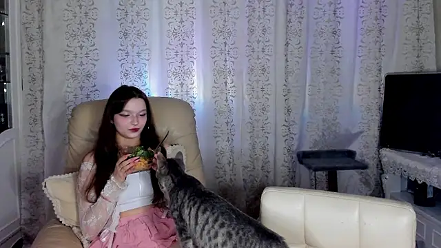 AprilHilll online show from December 2024 07:22:01 PM