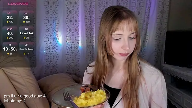 AprilHilll online show from December 2024 03:32:02 PM