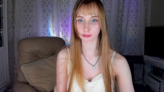 AprilHilll online show from December 2024 11:06:02 PM