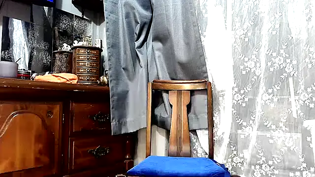 Genevieve143 online show from April 2026 08:56:01 PM