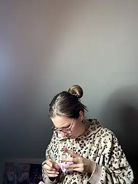 Snapshot of ur_pleasure_ chatting on February 2025 08:14:02 PM ur pleasure online show from February 2025 08:14:02 PM