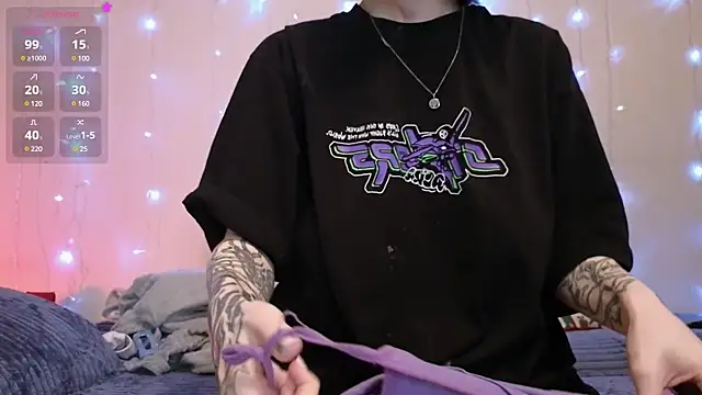 Snapshot of christy_memeow chatting on February 2025 05:39:02 PM christy memeow online show from February 2025 05:39:02 PM