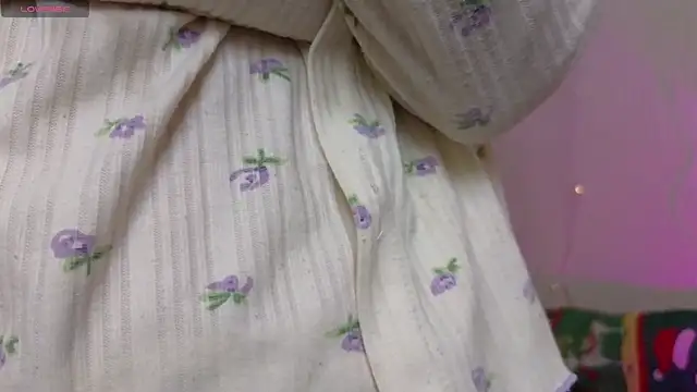 Snapshot of christy_memeow chatting on November 2025 03:26:02 PM christy memeow online show from November 2025 03:26:02 PM