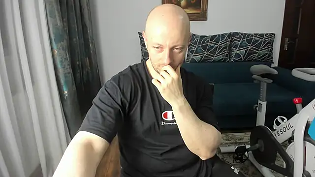 xxxWildxThoughtsxxx online show from February 2025 02:06:02 AM