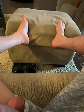 Feettlover69 online show from June 2026 07:40:01 PM