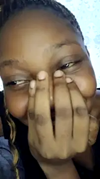 Midnight Clique  online show from December 2024 07:04:01 AM