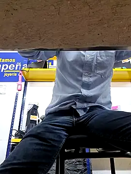 josehot151515 online show from December 2024 04:20:01 PM