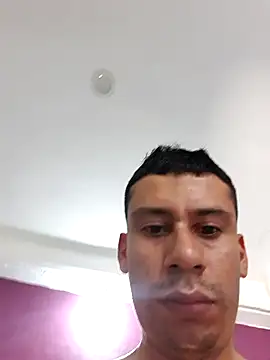 Snapshot of josehot151515 chatting on May 2026 06:39:01 PM josehot151515 online show from May 2026 06:39:01 PM