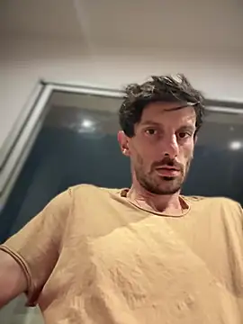 Snapshot of nicolaaaaas chatting on March 2025 03:19:01 AM nicolaaaaas online show from March 2025 03:19:01 AM