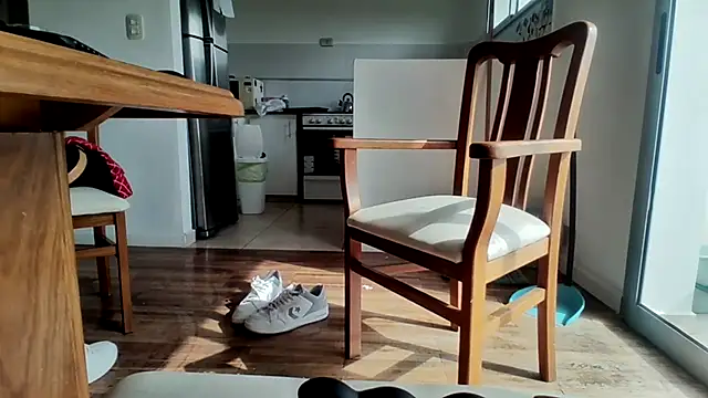 Snapshot of nicolaaaaas chatting on March 2025 01:06:02 PM nicolaaaaas online show from March 2025 01:06:02 PM