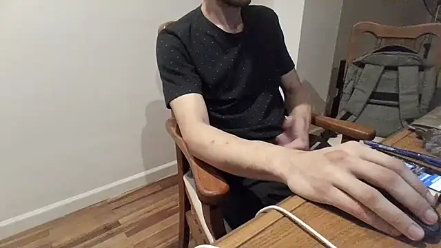 Snapshot of nicolaaaaas chatting on March 2025 11:33:01 PM nicolaaaaas online show from March 2025 11:33:01 PM