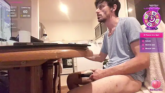 Snapshot of nicolaaaaas chatting on March 2025 12:30:01 AM nicolaaaaas online show from March 2025 12:30:01 AM