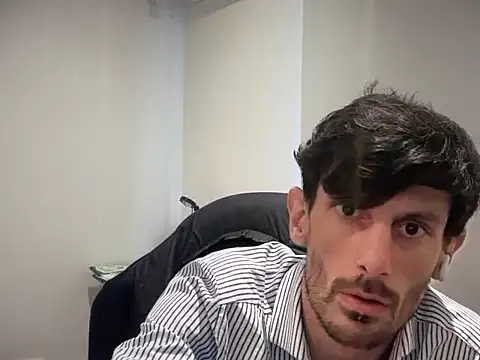 Snapshot of nicolaaaaas chatting on September 2025 08:09:01 PM nicolaaaaas online show from September 2025 08:09:01 PM