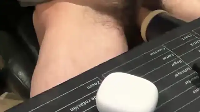 Snapshot of nicolaaaaas chatting on September 2025 07:35:01 PM nicolaaaaas online show from September 2025 07:35:01 PM