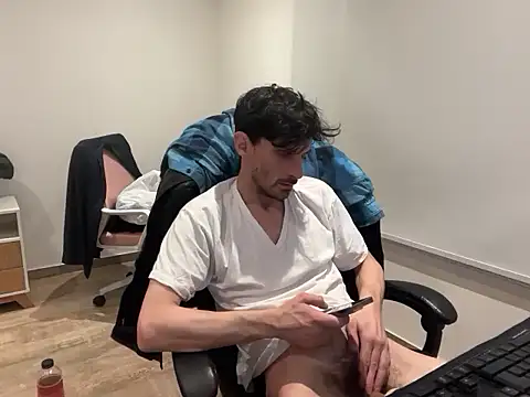 Snapshot of nicolaaaaas chatting on September 2025 11:27:01 PM nicolaaaaas online show from September 2025 11:27:01 PM