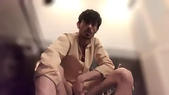 Snapshot of nicolaaaaas chatting on October 2025 10:06:02 PM nicolaaaaas online show from October 2025 10:06:02 PM