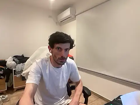 Snapshot of nicolaaaaas chatting on October 2025 06:16:02 AM nicolaaaaas online show from October 2025 06:16:02 AM