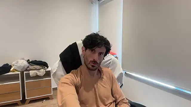 Snapshot of nicolaaaaas chatting on October 2025 03:25:01 PM nicolaaaaas online show from October 2025 03:25:01 PM