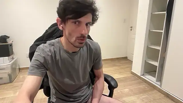 Snapshot of nicolaaaaas chatting on November 2025 09:53:01 AM nicolaaaaas online show from November 2025 09:53:01 AM