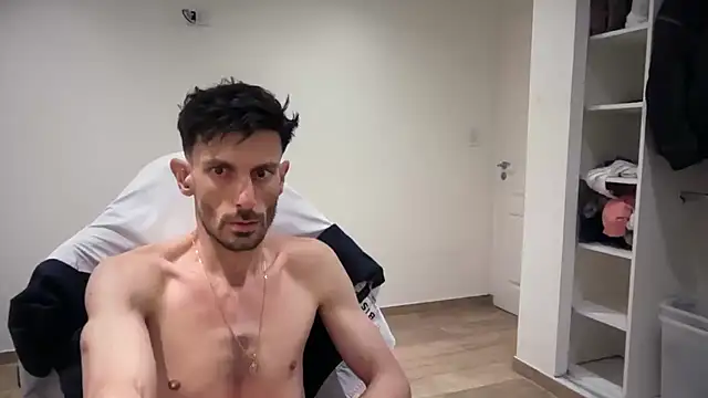 Snapshot of nicolaaaaas chatting on November 2025 06:58:02 AM nicolaaaaas online show from November 2025 06:58:02 AM