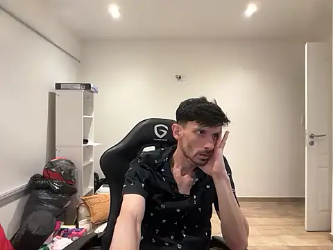 Snapshot of nicolaaaaas chatting on November 2025 11:49:02 PM nicolaaaaas online show from November 2025 11:49:02 PM