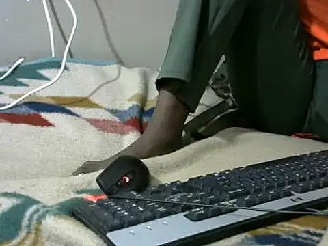 queen sessely12 online show from February 2025 04:48:02 PM