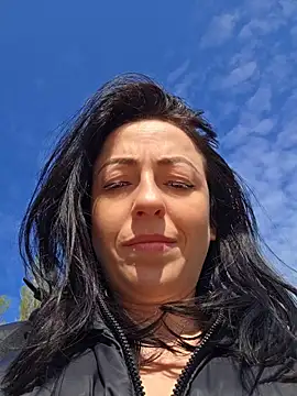 lovewildguy1 online show from April 2026 06:25:01 AM