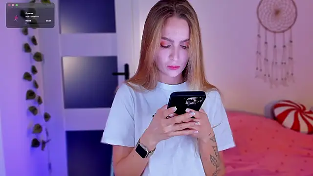 Kamila icee online show from March 2025 07:15:01 PM